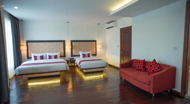 Люкс Naga Gate Boutique Hotel