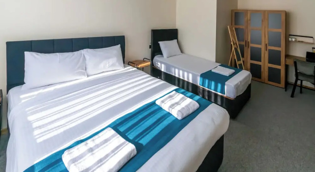 Трёхместный номер Deluxe New Garden Airport Hotel & Restaurant