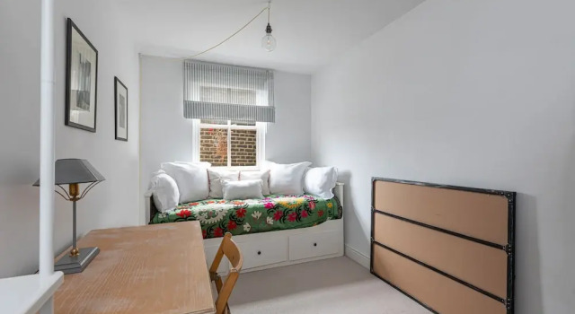 Апартаменты JOIVY Stylish 2-bed Flat w/ Terrace Near Battersea Park