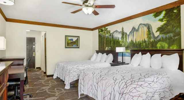 Четырёхместный люкс Best Western Plus Yosemite Gateway Inn