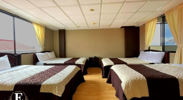 Люкс Deluxe с балконом и с видом на город Hotel Ensueños by HHG