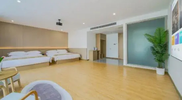 Люкс Enze Hotel (Provincial Children's Hospital East Second Ring Taihe Plaza)