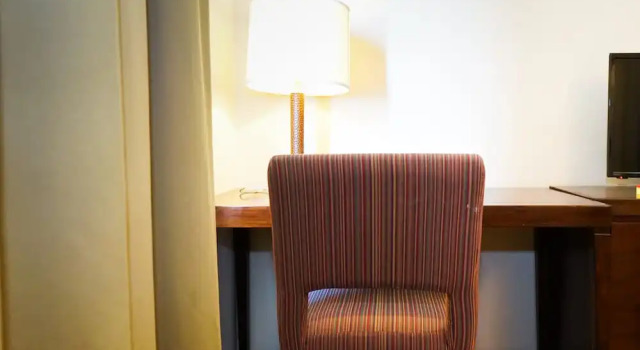 Апартаменты 1BR Queen Bed at Ancol Marina Apartment near Dufan