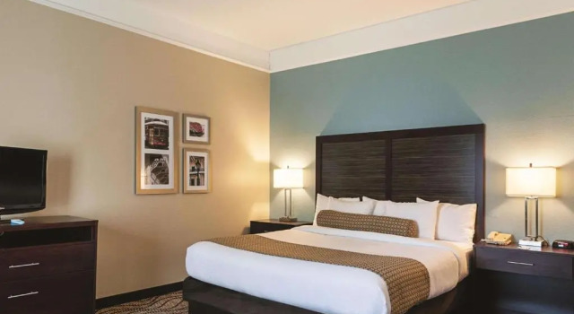 Двухместный люкс Deluxe La Quinta by Wyndham Houma
