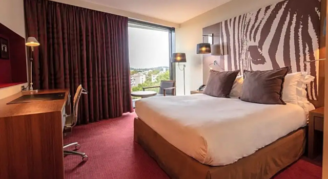 Номер Premium Holiday Inn University Plaza-Bowling Green by IHG