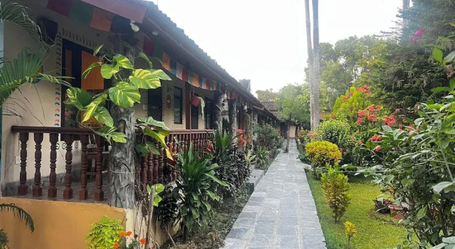 Двухместный коттедж Deluxe с балконом и с видом на сад Jungle Safari Resort
