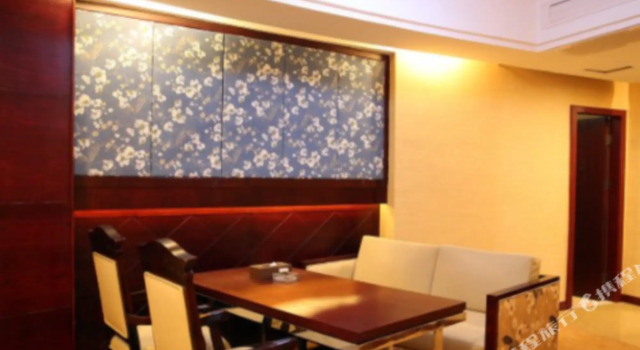 Tao Yuan Impresslon Hotel, Prenota Hotel Hotel a Ningbo con parcheggio, Parcheggio