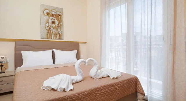 Апартаменты Theodore Apartments