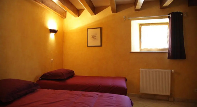 Gîte des 3 Hiboux, Rezerwuj Hotel Hotele w Doubs z basenem, Basen