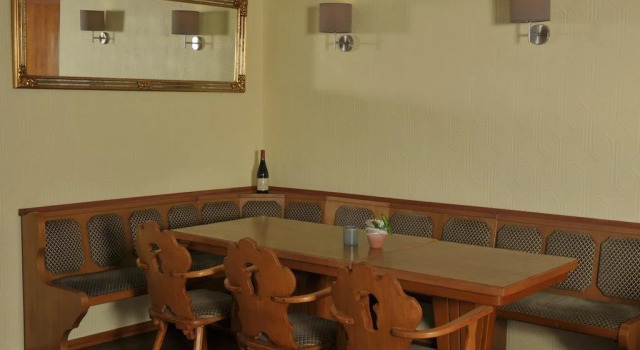 Hotel Pension Zur Linde, Boek Hotel Nideggen 