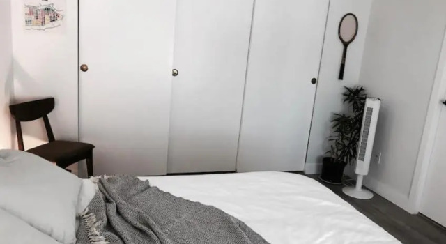 Modern Suite With Private Bathroom, Забронировать Отель Чугурети Тбилиси, рядом с Tеатр имени Марджанишвили
