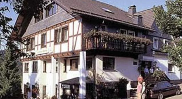 Pension Zur schönen Aussicht, Забронировать Отель Халленберг 