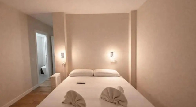Hostal Ramon y Cajal, Забронировать Хостел Мадрид Провинция Мадрид