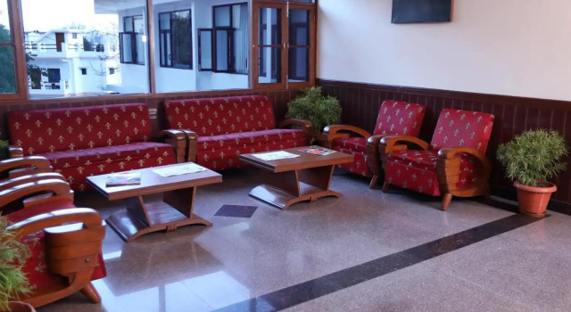 Hotel Vishnu Palace, Rezervovat Hotel Hotely v Mussoorie se snídaní, Snídaně