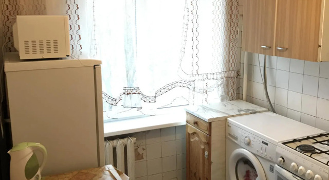 Apartment G-Kvartal Khimskinskiy 9, Prenota Appartamento  , vicino a Centro Commerciale Kaleidoskop