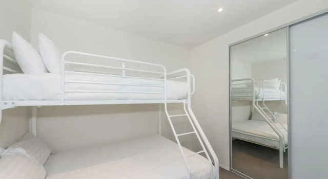 Accommodate Canberra - Lakefront
