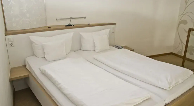Pension Havelfloss, Reserva ahora Hotel Brandeburgo Brandenburgo