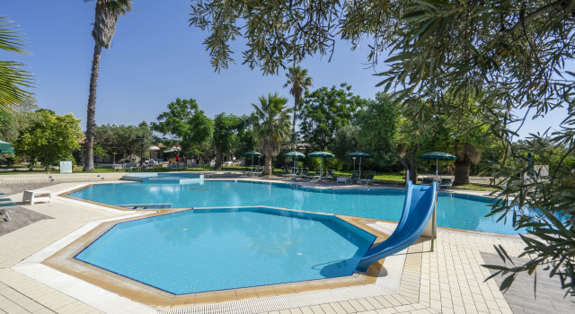 Villaggio Borgo degli Ulivi, Book Resort Hotels in Calabria with a Pool, Swimming Pool