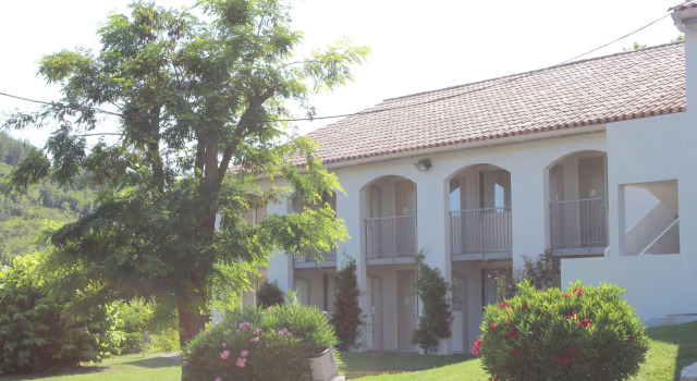 Hotel Campanile Grasse - Chateauneuf, Забронировать Отель Грас Route Napoléon