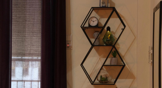 Tobacco Warehouse Apartment, Забронировать Апартаменты/квартира Отели Кавала с парковкой, рядом с Археологический музей Кавалы, Парковка