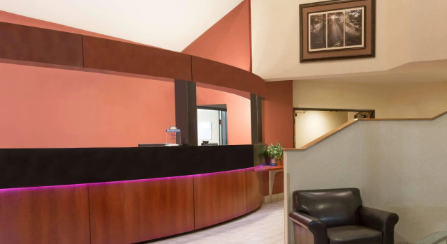 SureStay Plus Hotel by Best Western Portland East