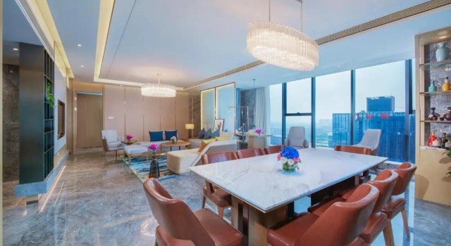 Люкс Holiday Inn Express Zhengzhou Longzi Lake by IHG
