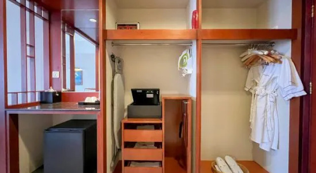 Номер Deluxe Baolong Hotel Shanghai