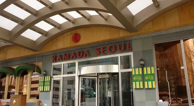 Ramada Hotel Seoul, Boek Hotel Hotels in Seoel met ontbijt, in de buurt van Cafe Treeanon, Ontbijt