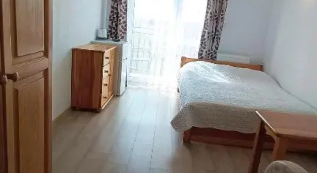 Nad Stawem 2