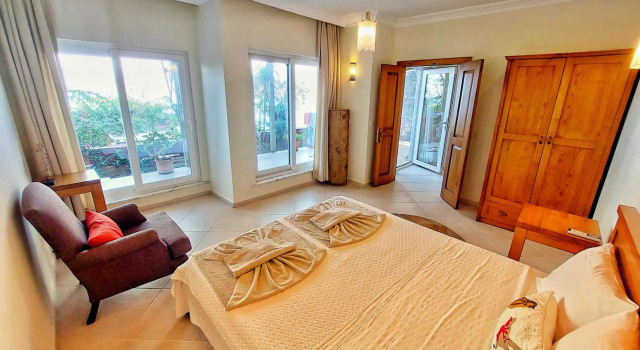 Ece Hotel Sovalye Island