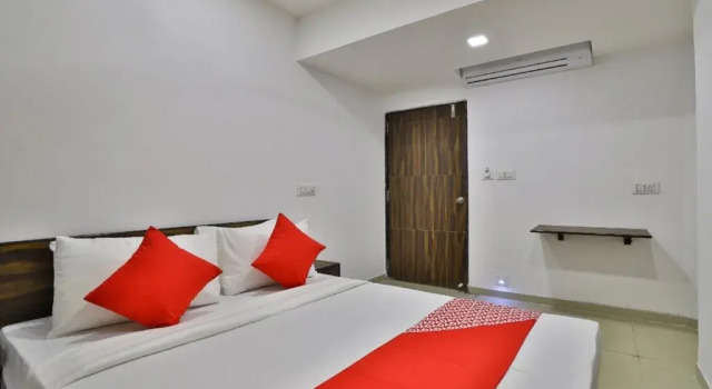 Aqua Corridor By OYO Rooms