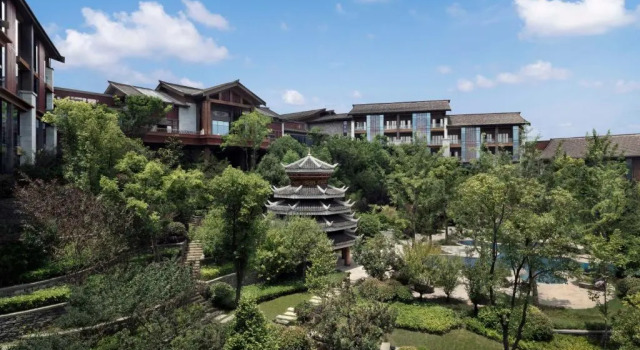 Номер Deluxe с видом на сад Anantara Guiyang Resort