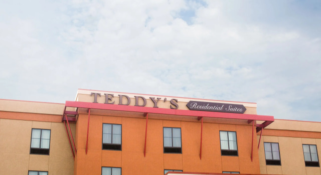 Teddy's Residential Suites Watford City