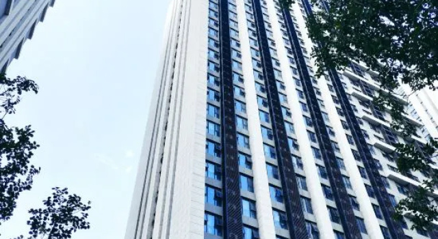 Le Ju Hotel(Zhengzhou Diehu Park Riverside Metro Station), Rezervovat Hotel Čeng-čou Henan