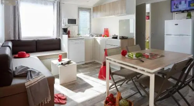Camping de l'Eve****