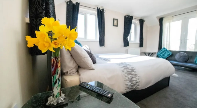 Bunny Meadows Holiday Farmhouse near Carmarthen & Pembrokeshire, Забронировать Дом для отпуска Бансифелин Carmarthenshire