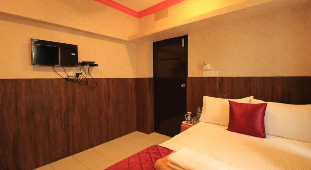 Номер Standard M.G.R. Park Inn