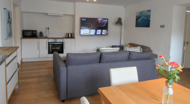 Apartment 4 - 2 Bedroom Apartment, Varaa Huoneisto Asunnot kohteessa Merseyside, Huoneisto