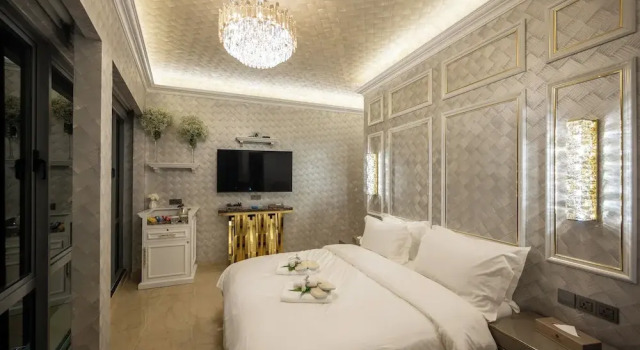 Номер Deluxe Ritz Residence - A Member of The Luxury Hotel Group