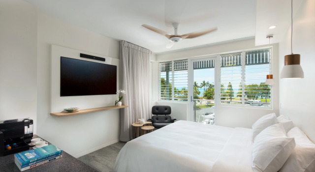 Heart Hotel and Gallery Whitsundays, Забронировать Отель Отели Эрли-Бич 4 звезды, рядом с Рынок пляжа Эйрли, 4*