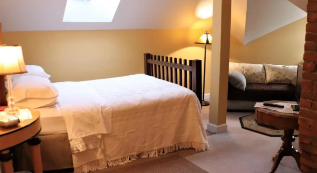 Люкс 50 Lincoln Short North Bed & Breakfast