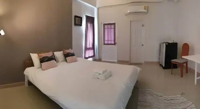 Prinya House