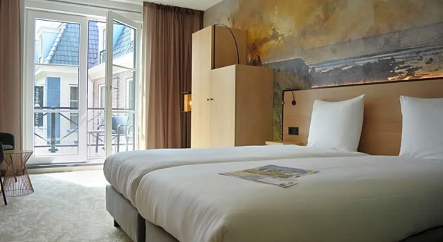Номер Deluxe с балконом Fletcher Strandhotel Haamstede