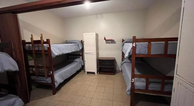 Кровать в общем номере Ferienhaus Hostel Salta