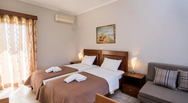 Двухместный номер Standard с частичным видом на море Katerina Hotel