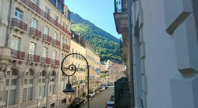Appartement Cauterets, 4 pièces, 8 personnes - FR-1-234-165