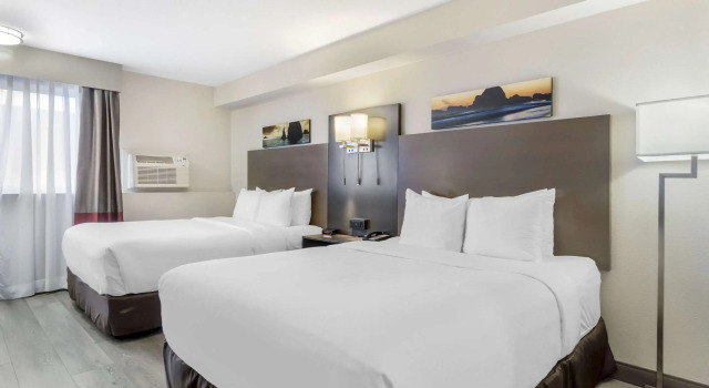 Четырёхместный номер Standard Comfort Inn & Suites Pacific - Auburn