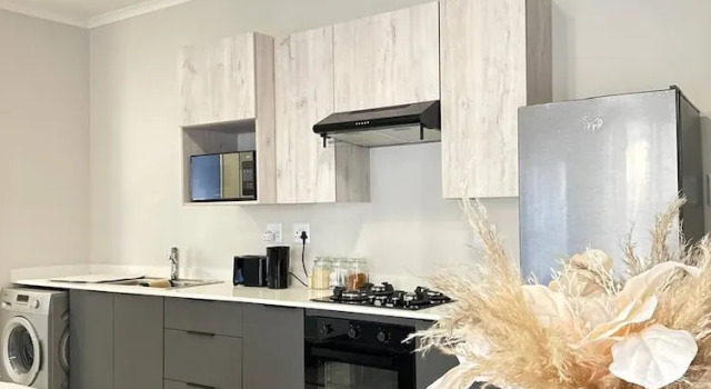 Апартаменты The Oasis 92 on New Midrand