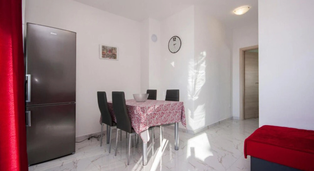 Beautiful Apartment in Rogoznica With 1 Bedrooms and Wifi
