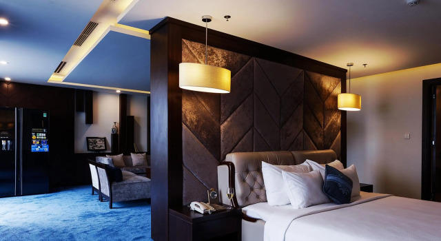 Central Luxury Ha Long Hotel